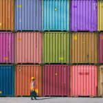 Pertimbangan Penting Saat Memilih Penyedia Sewa Container